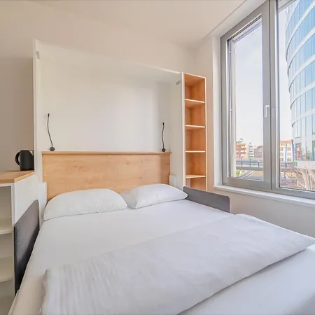 Apartament Mymozart By Rentez Praga